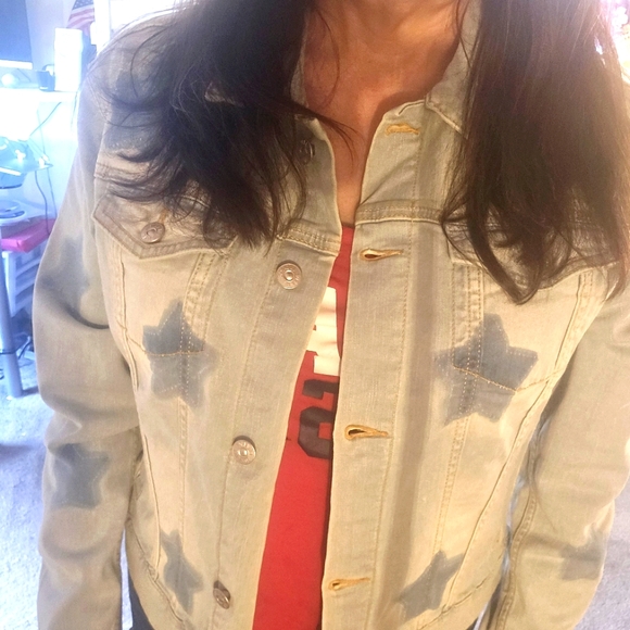 LuLaRoe Harvey  Denim Jean Crop Jacket - Blue with Stars - Patriotic - Picture 10 of 10